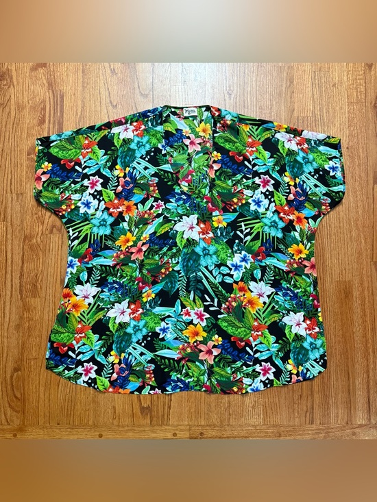 Show Me Your MuMu Dresses & Skirts - Show Me Your MuMu Black Hawaiian Tropical Floral V Neck dress size M